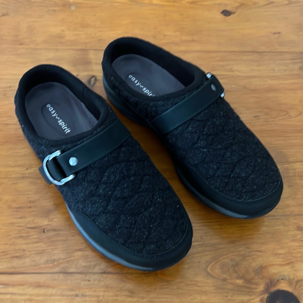 New Easy Spirit Travel Time Women's Mules Black Grey Slip On Flat Shoes Size 7.5
